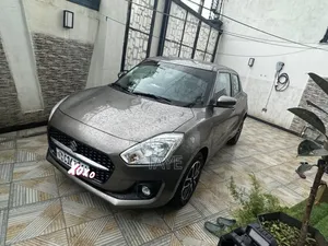 Suzuki Swift 2022 Gray