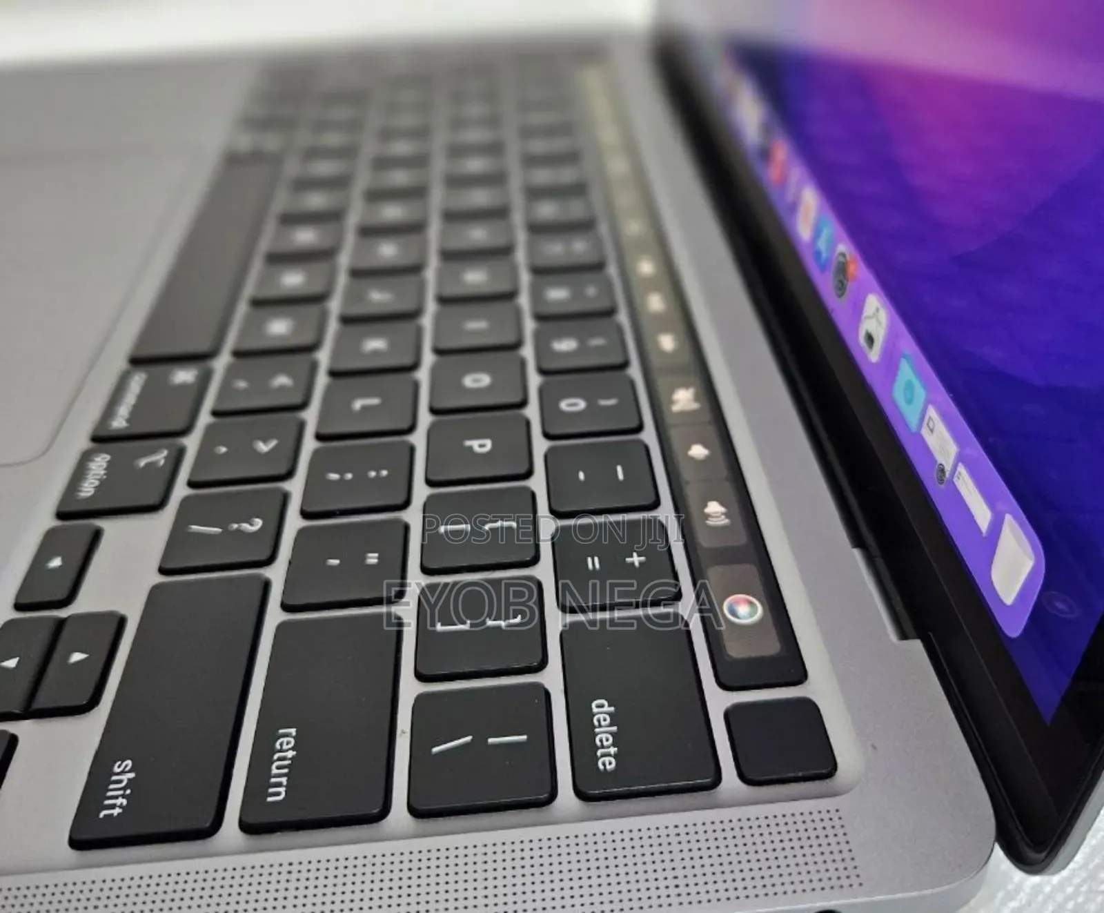 New Laptop Apple MacBook Pro M1 8GB Apple M1 SSD 512GB