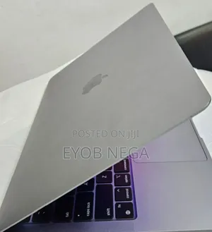 New Laptop Apple MacBook Pro M1 8GB Apple M1 SSD 512GB