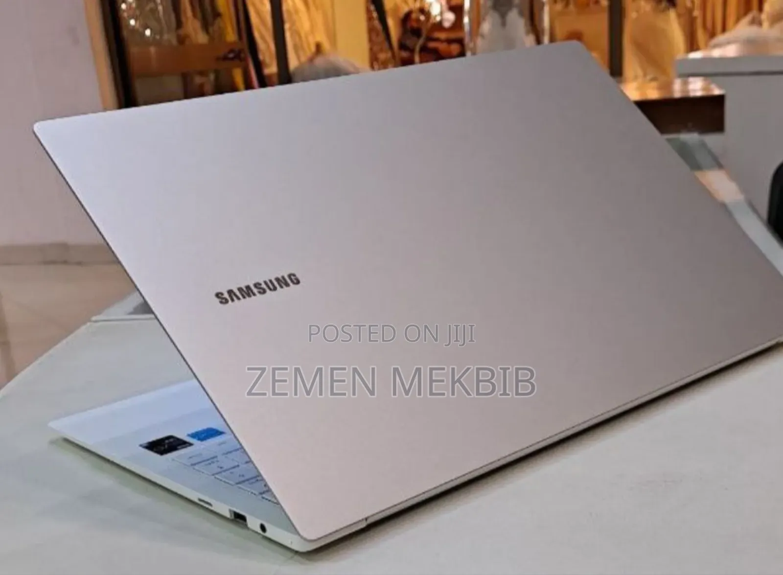 New Laptop Samsung 8GB Intel Core I5 SSD 256GB
