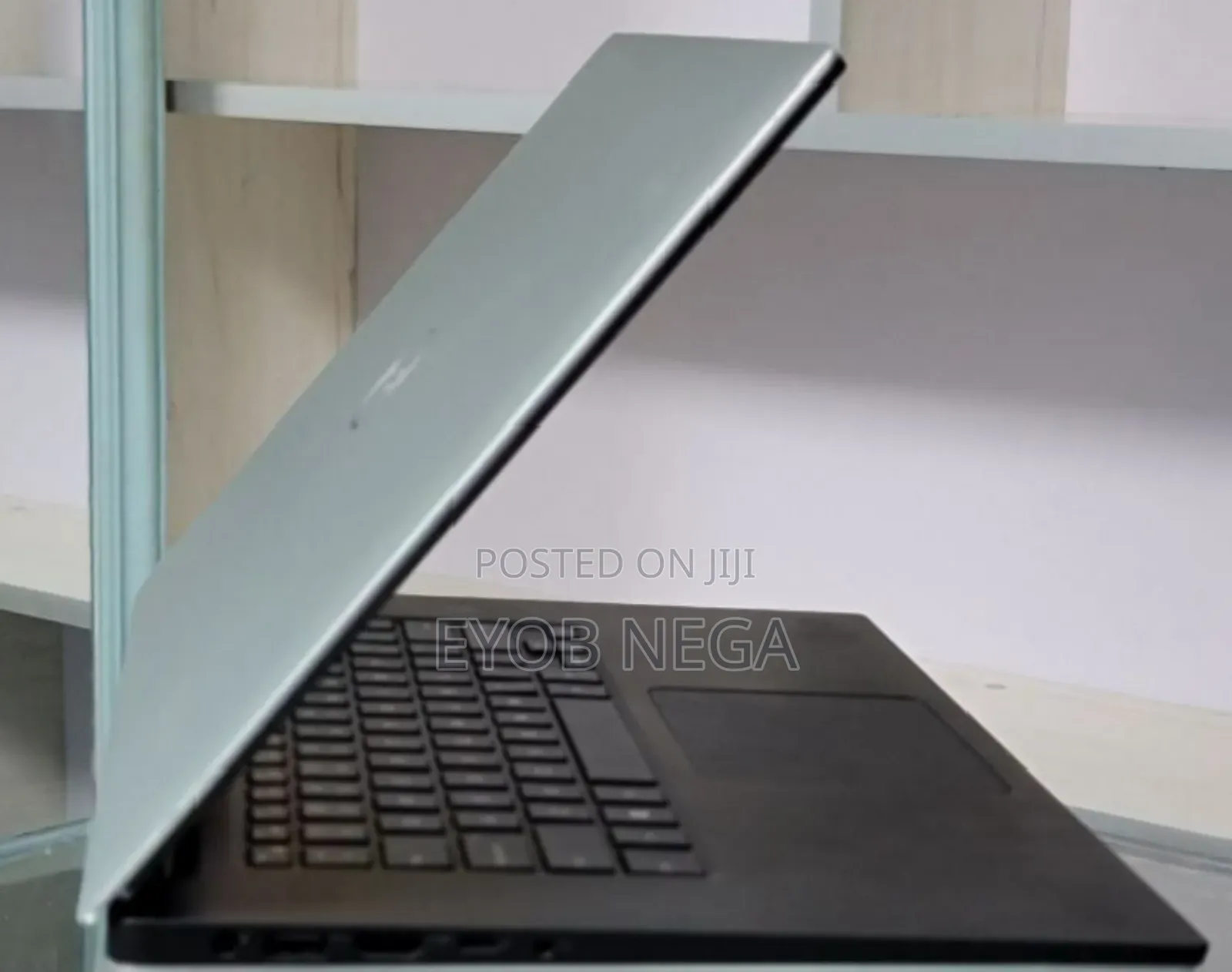 New Laptop Dell XPS 15 32GB Intel Core I7 SSD 512GB