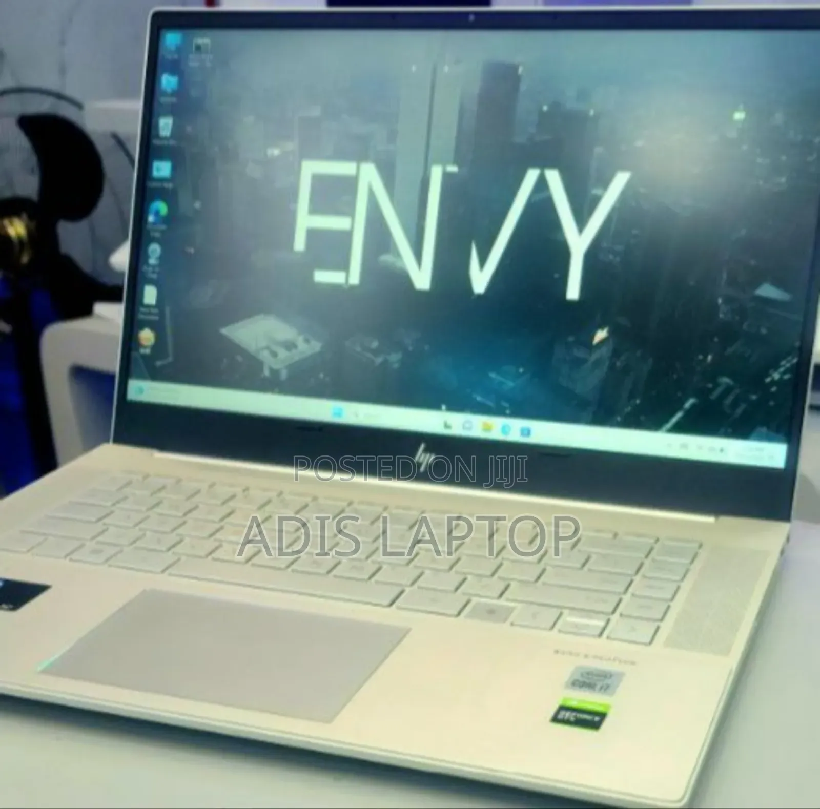 New Laptop HP Envy X360 16GB Intel Core I7 SSD 512GB