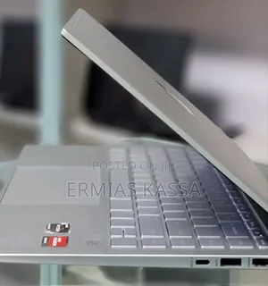 New Laptop HP Pavilion 15 16GB AMD Ryzen 5 SSD 512GB