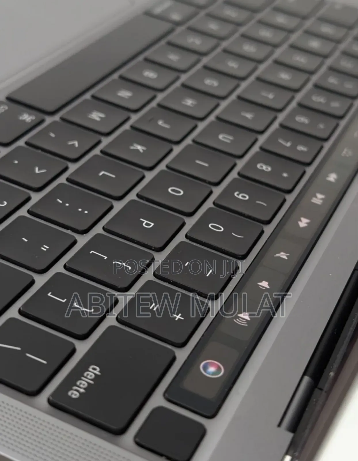 New Laptop Apple MacBook Pro M1 8GB Apple M1 SSD 512GB