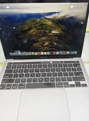 New Laptop Apple MacBook Pro M1 8GB Apple M1 SSD 256GB