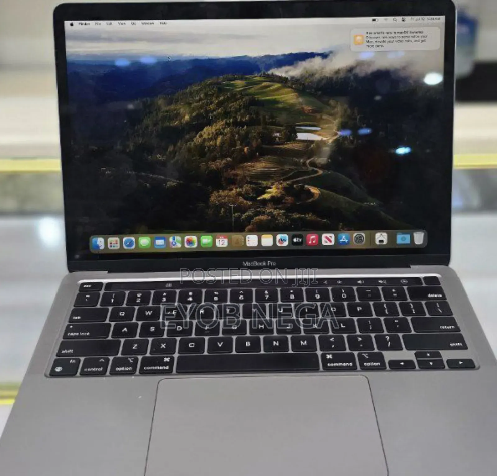 New Laptop Apple MacBook Pro M1 8GB Apple M1 SSD 256GB