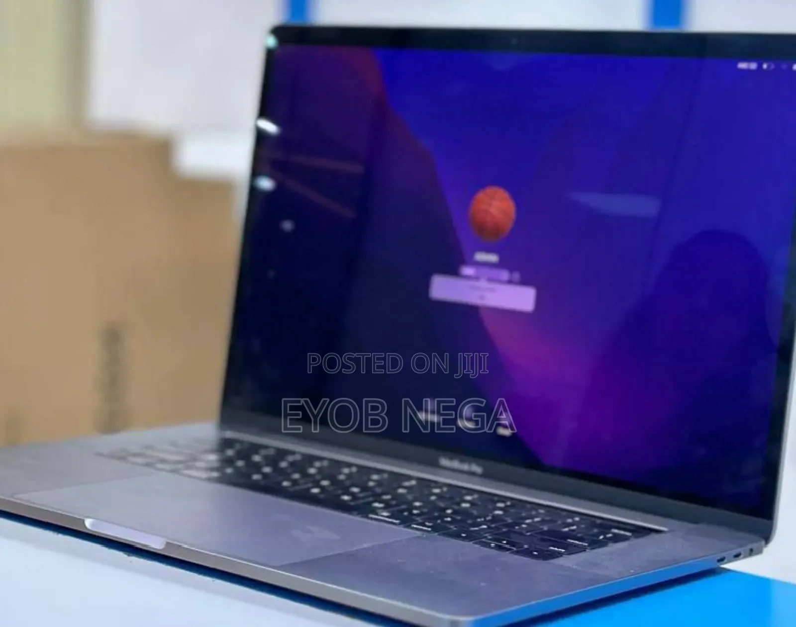 New Laptop Apple MacBook Pro 2017 16GB Intel Core I7 SSD 512GB