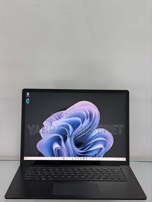 New Laptop Microsoft 16GB Intel Core I7 SSD 256GB