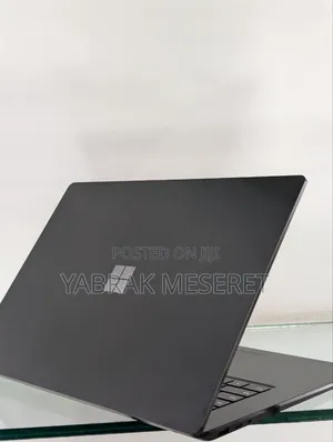 New Laptop Microsoft 16GB Intel Core I7 SSD 256GB