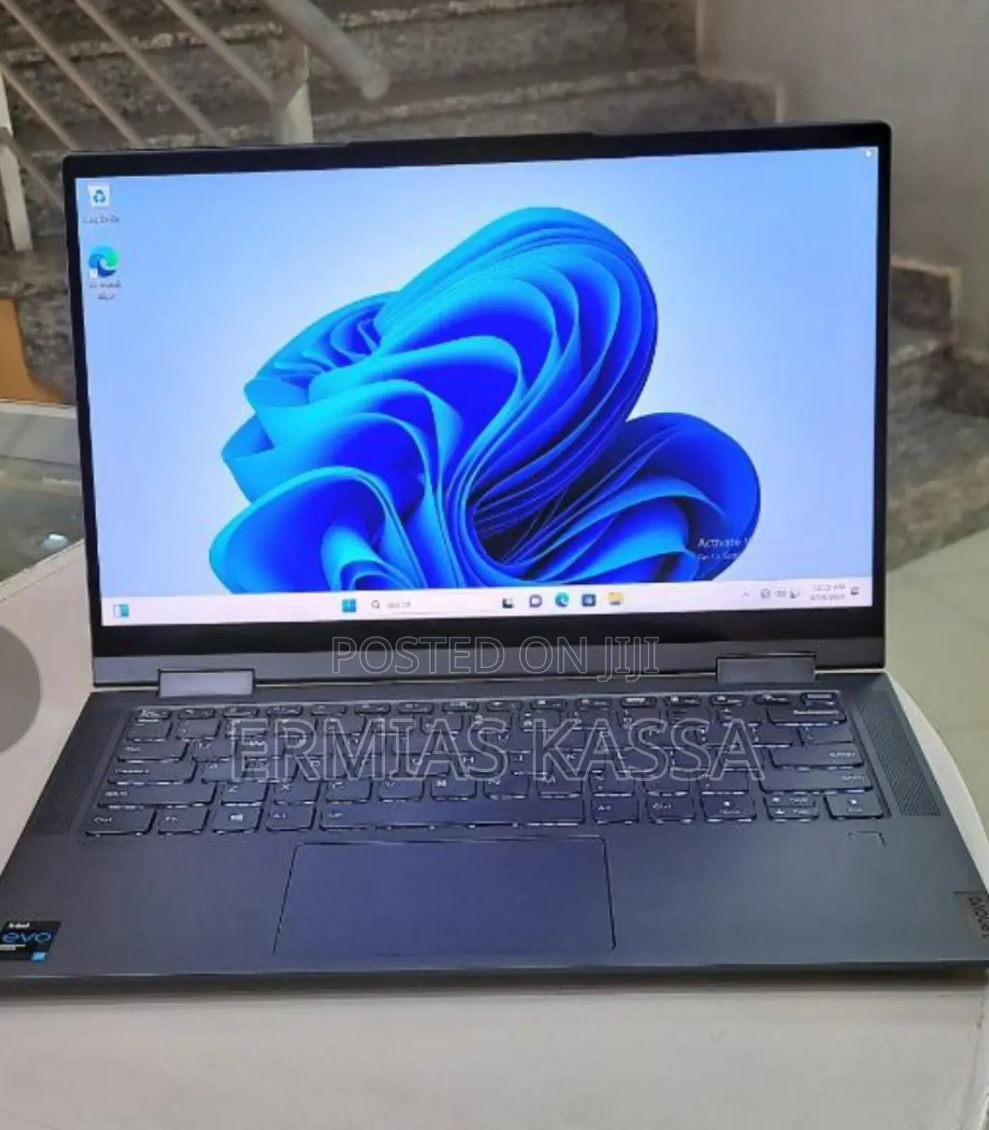 New Laptop Lenovo Yoga 700 16GB Intel Core I7 SSD 512GB