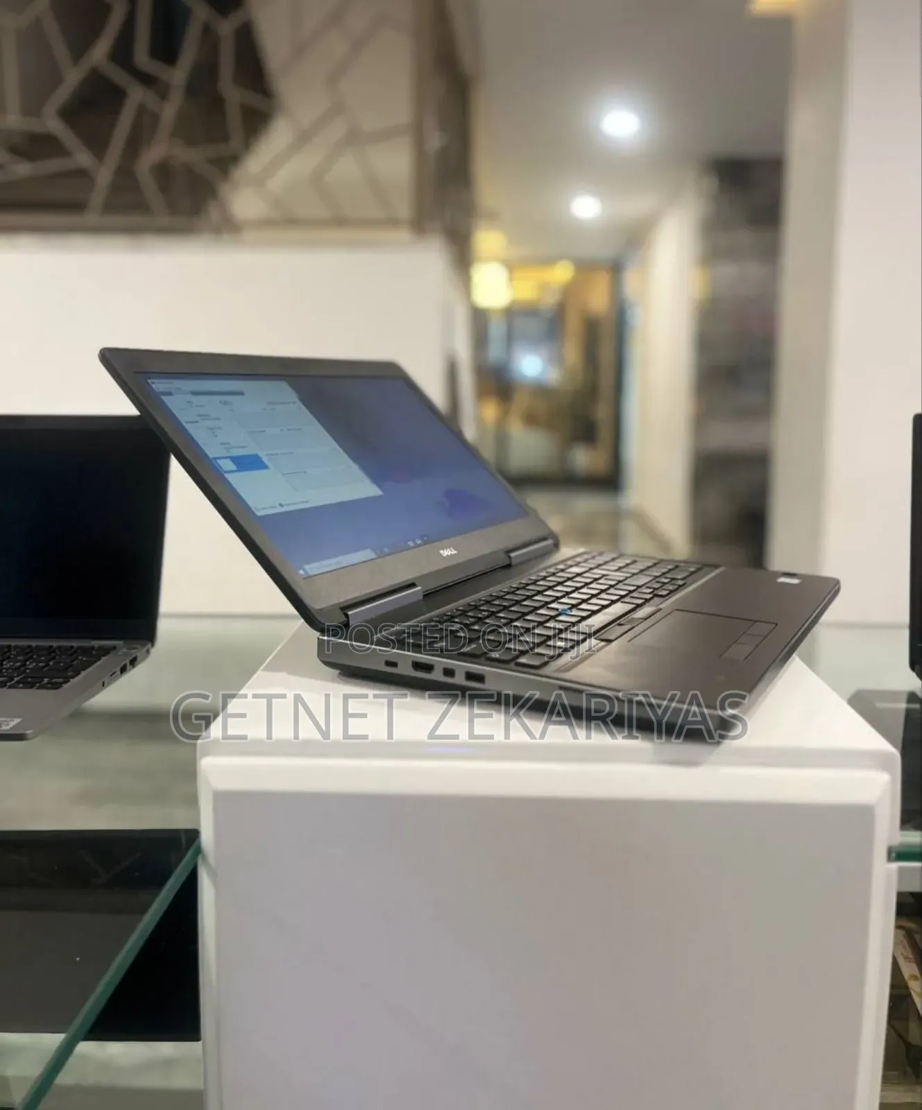 New Laptop Dell Precision 7520 16GB Intel Core I7 SSD 512GB