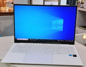 New Laptop Samsung Galaxy Book 2 8GB Intel Core I5 SSD 256GB