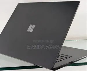 New Laptop Microsoft Surface 16GB Intel Core I7 SSD 256GB