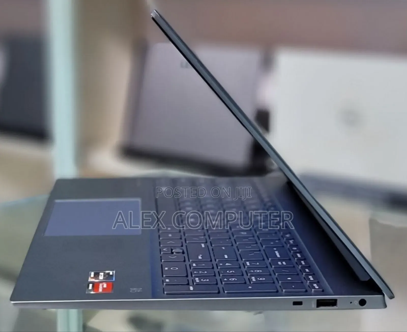 New Laptop HP Pavilion 15 8GB AMD Ryzen 5 SSD 512GB