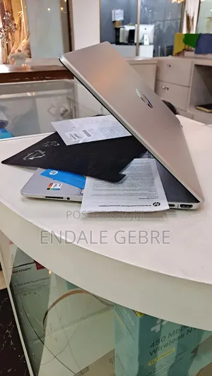 New Laptop HP Stream Notebook 8GB Intel Core I5 SSD 256GB