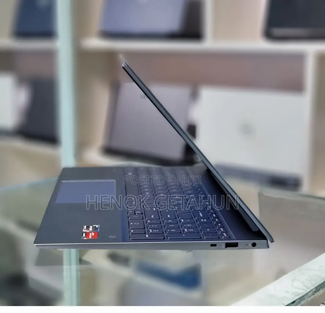 New Laptop HP Pavilion 15 8GB AMD Ryzen 5 SSD 512GB