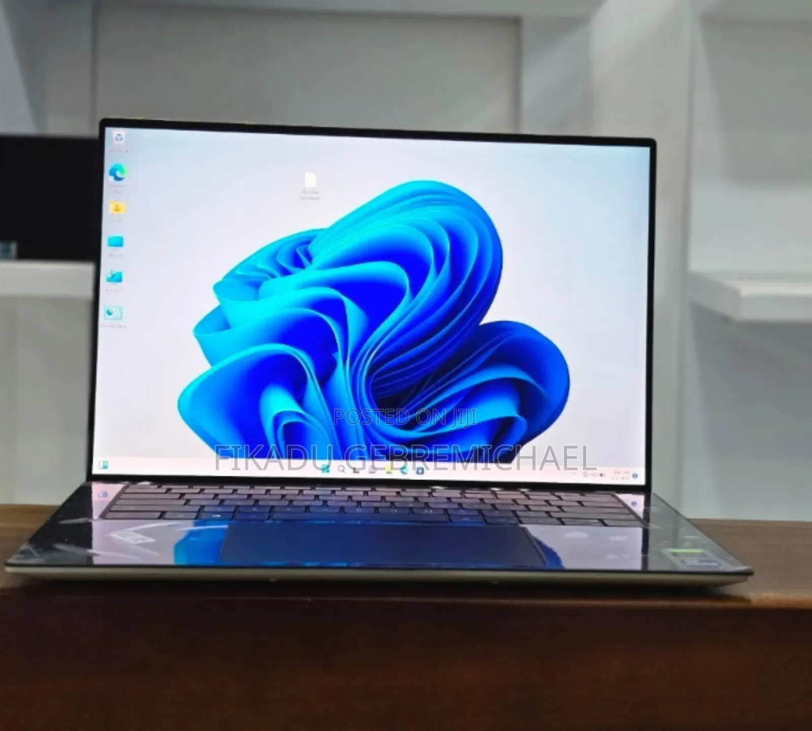 New Laptop Dell XPS 15 9510 32GB Intel Core I9 SSD 2T