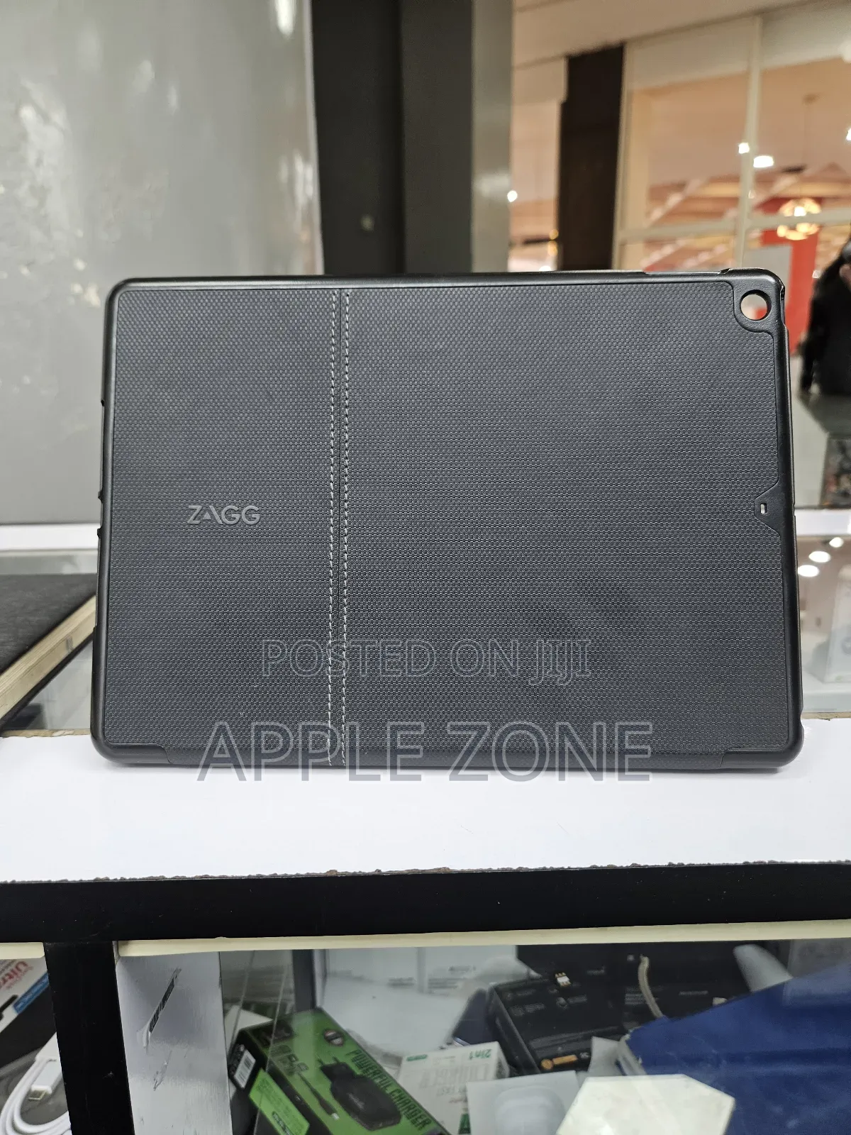 iPad 6th Gen Cover With Keyboard