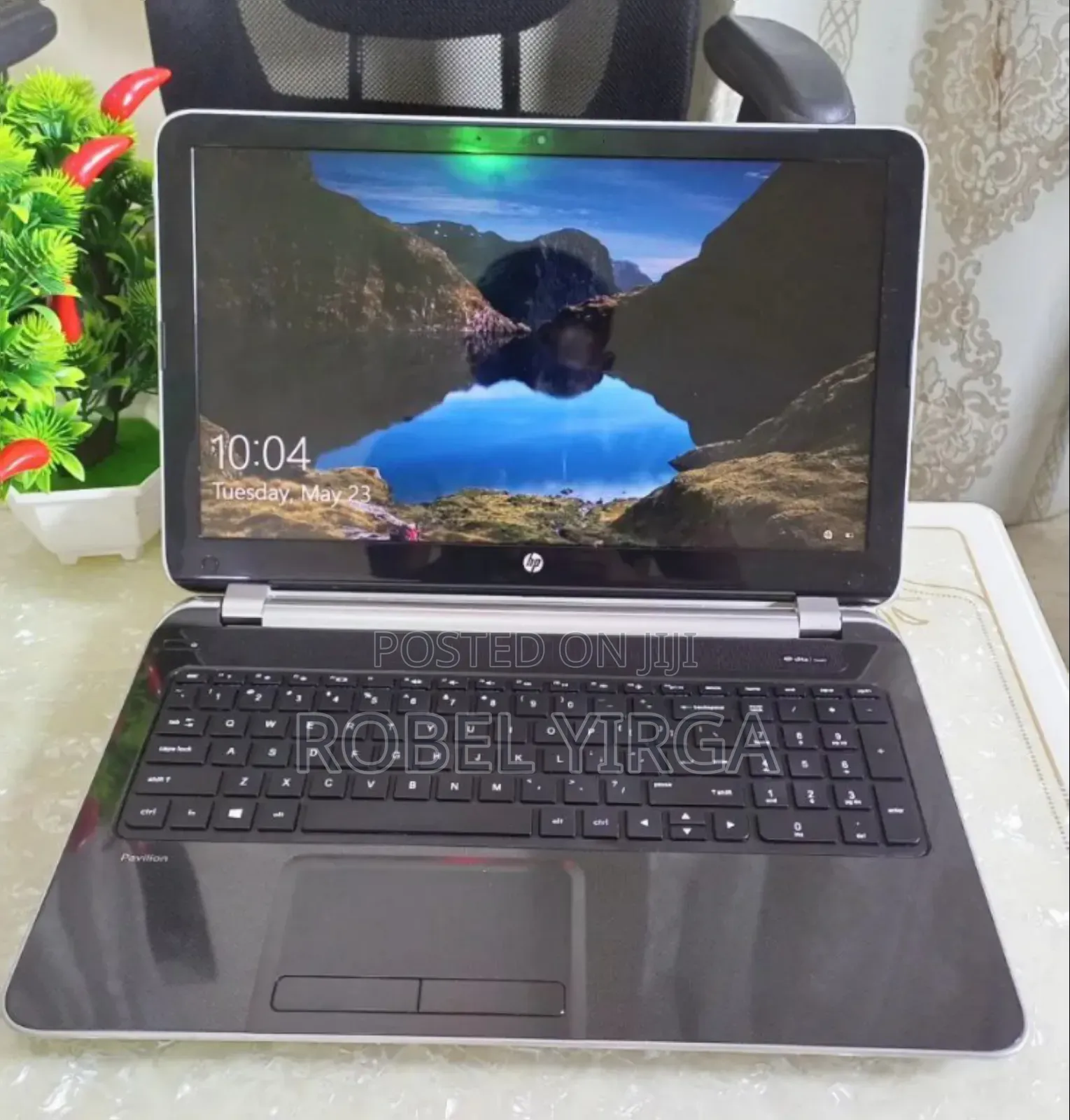 New Laptop HP Pavilion 15 8GB Intel Core i5 HDD 1T
