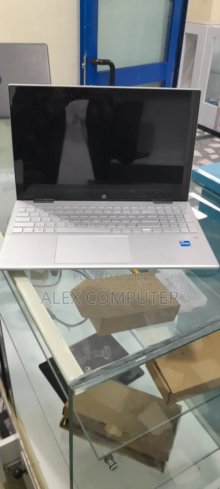 New Laptop HP Pavilion X360 15t 8GB Intel Core I5 SSD 512GB