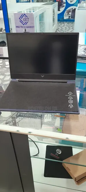New Laptop HP Victus 15 8GB AMD Ryzen 5 SSD 512GB