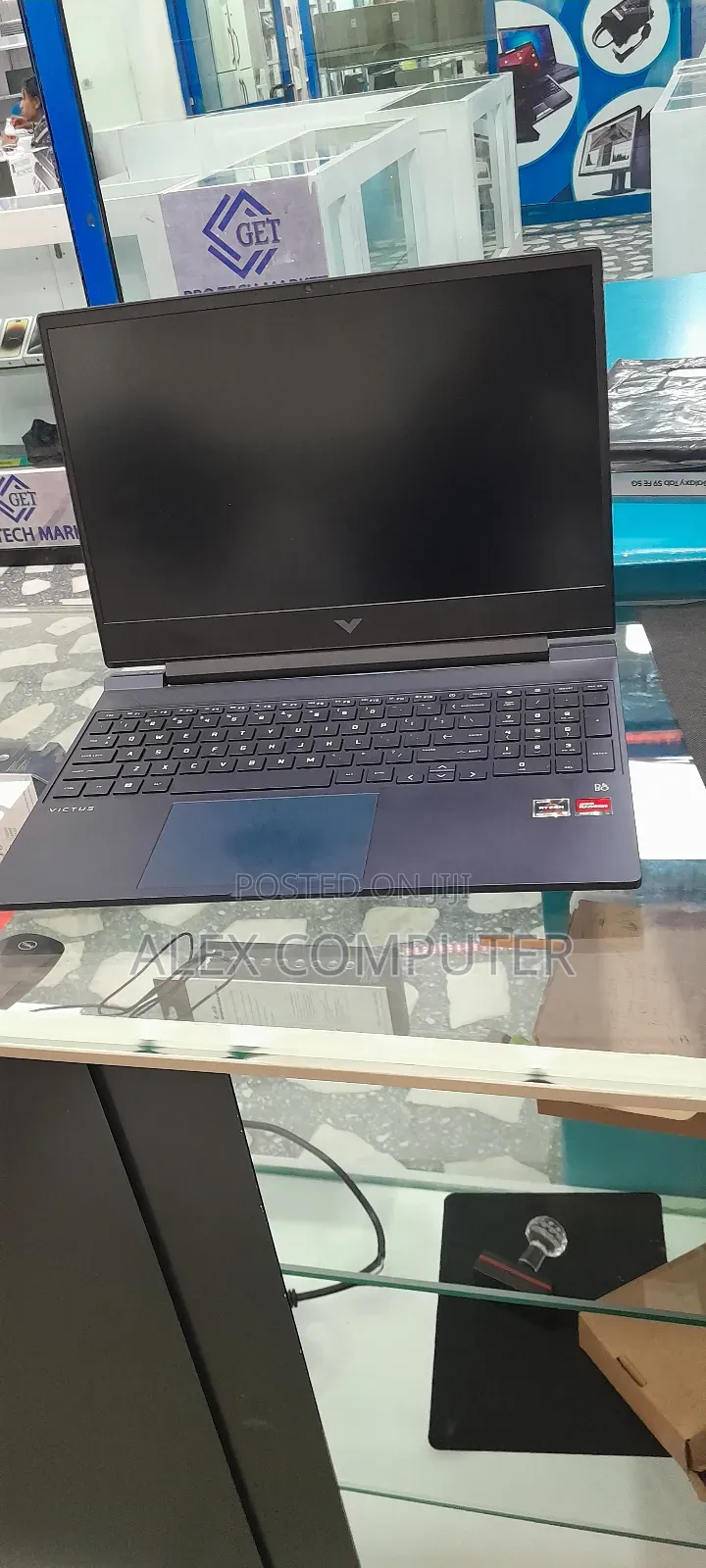 New Laptop HP Victus 15 8GB AMD Ryzen 5 SSD 512GB