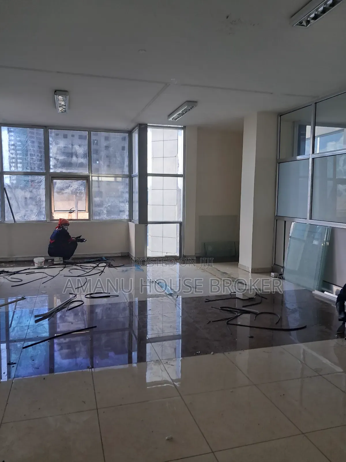 Urgent Rent Office AA Mexico Center 300sqm, 135sqm 6floor