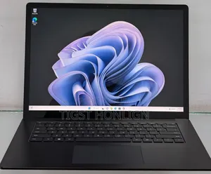New Laptop Microsoft Surface 16GB Intel Core I7 SSD 256GB