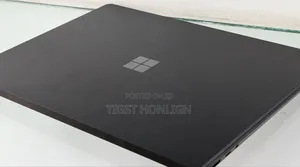 New Laptop Microsoft Surface 16GB Intel Core I7 SSD 256GB