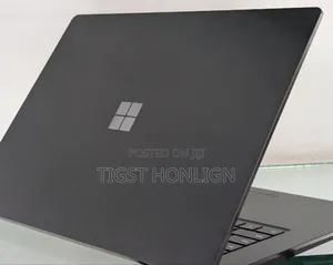 New Laptop Microsoft Surface 16GB Intel Core I7 SSD 256GB