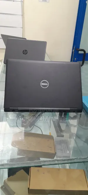 New Laptop Dell Latitude 15 5580 8GB Intel Core I5 SSD 512GB