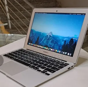 New Laptop Apple MacBook Air 2015 4GB Intel Core I5 SSD 128GB
