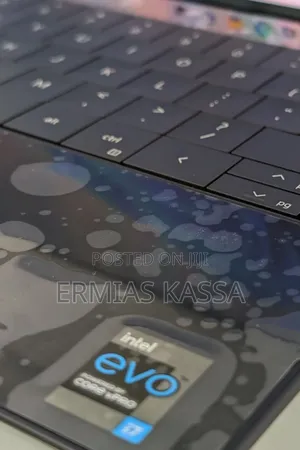 New Laptop Dell XPS 13 9320 32GB Intel Core I7 SSD 1T