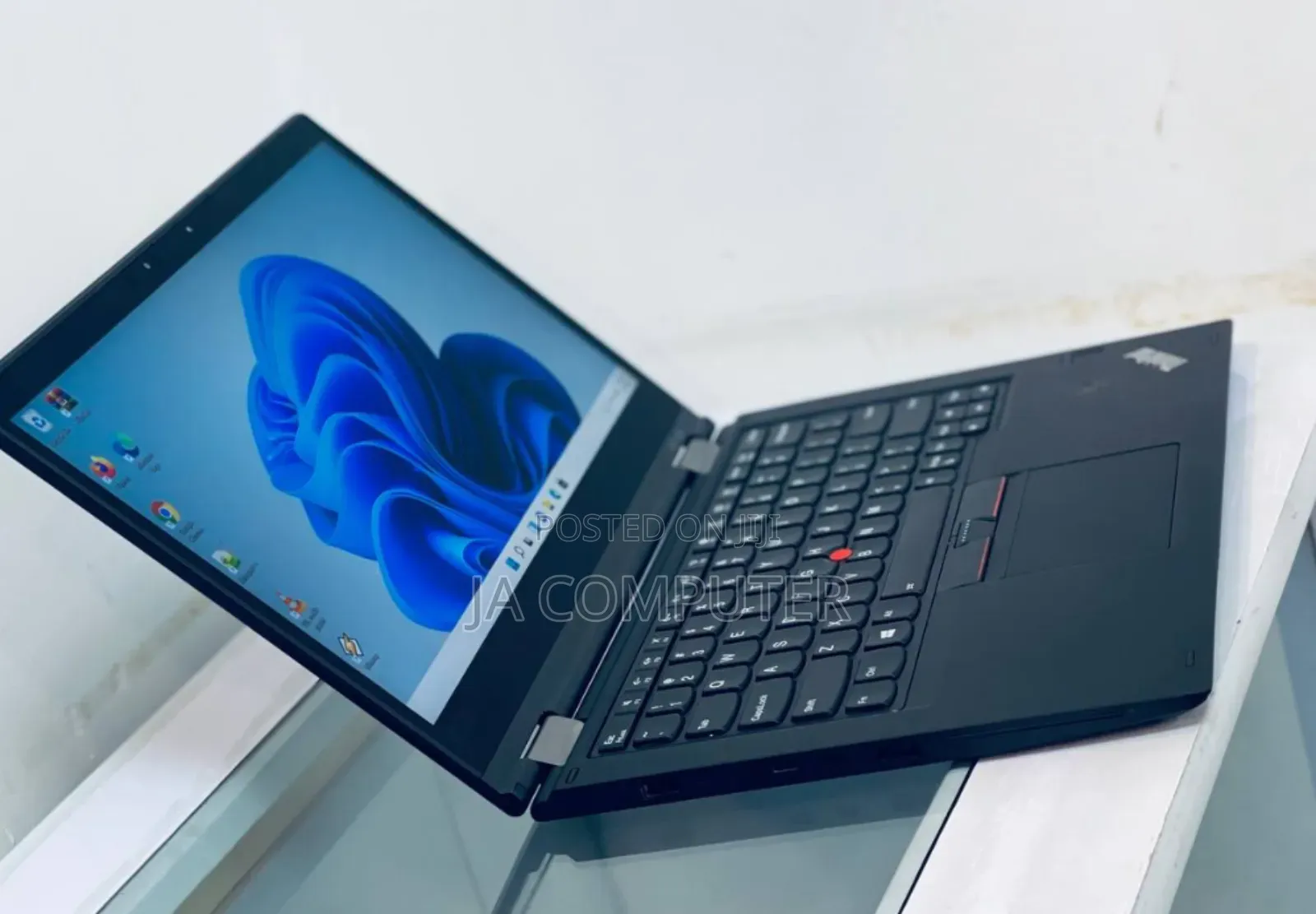 New Laptop Lenovo ThinkPad Yoga 370 16GB Intel Core I7 SSD 512GB