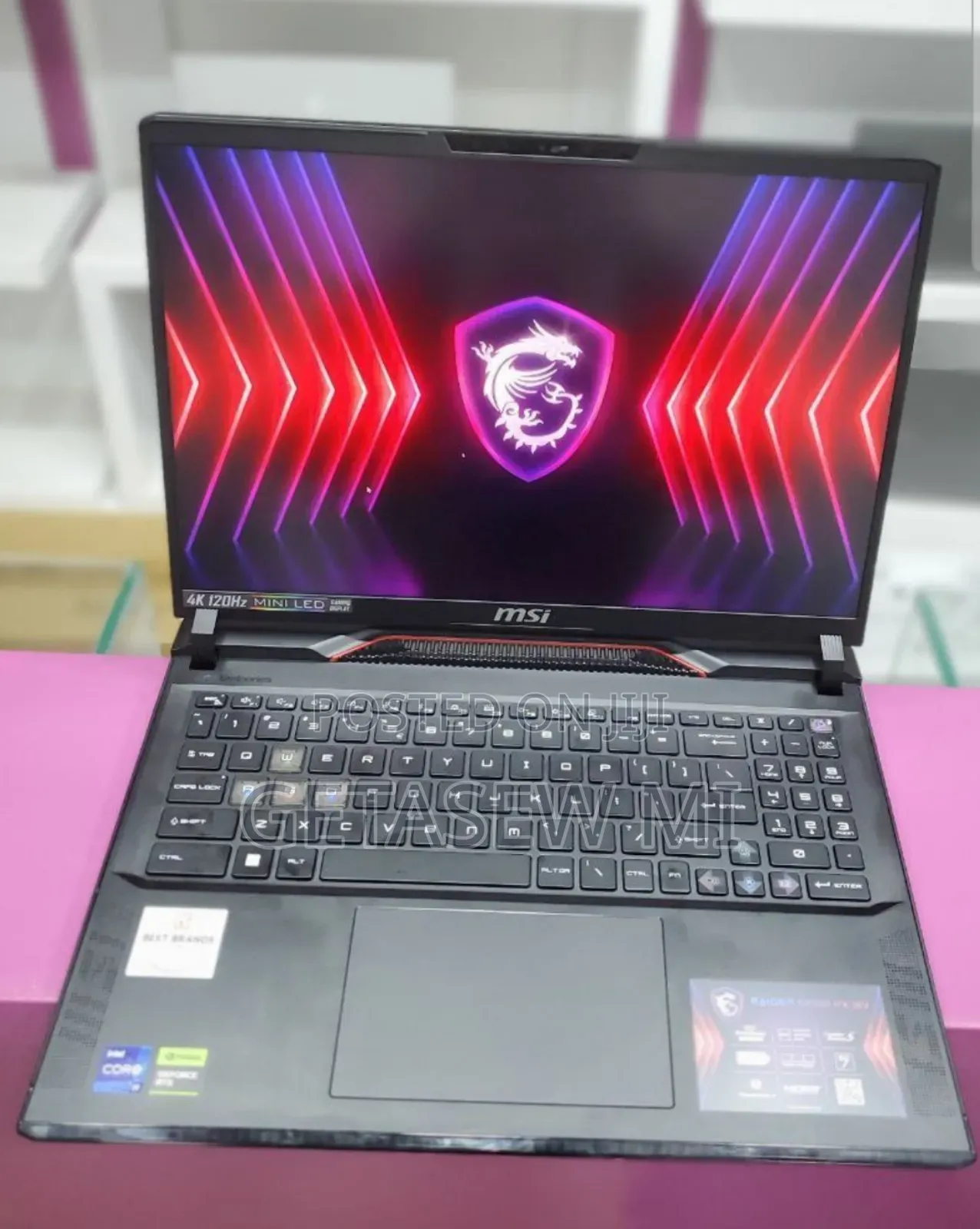 New Laptop MSI Raider GE76 12UGS 64GB Intel Core I9 SSD 2T