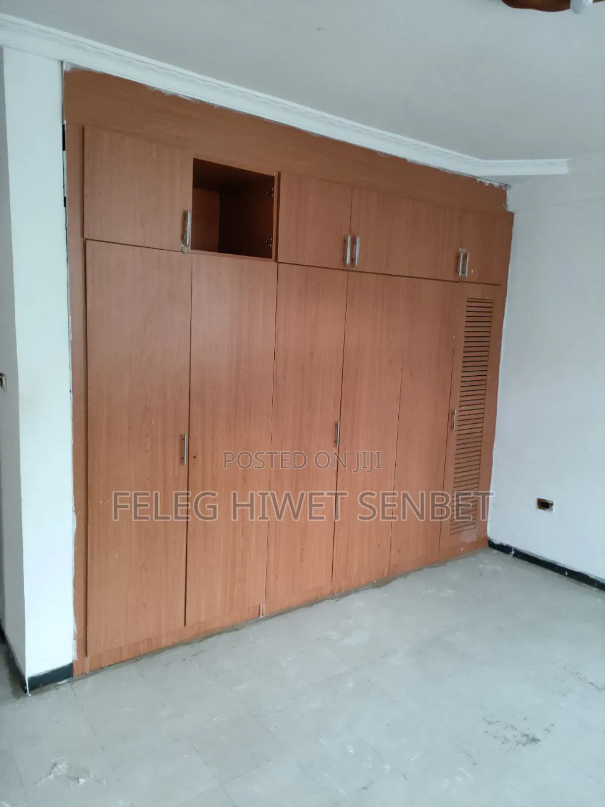 Furnished 5bdrm House in አአ, Bole for sale