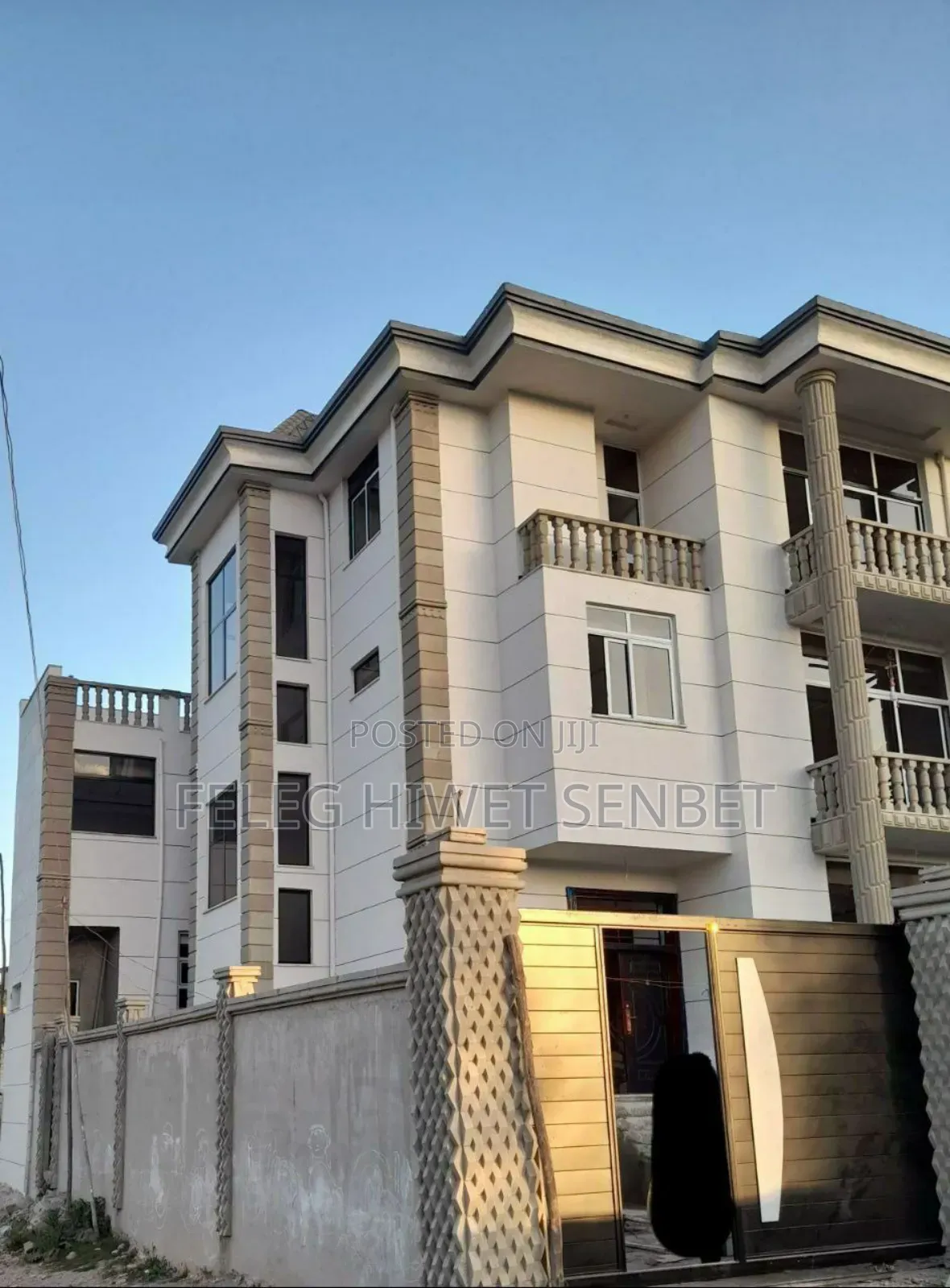 Furnished 7bdrm House in አአ, Bole for sale