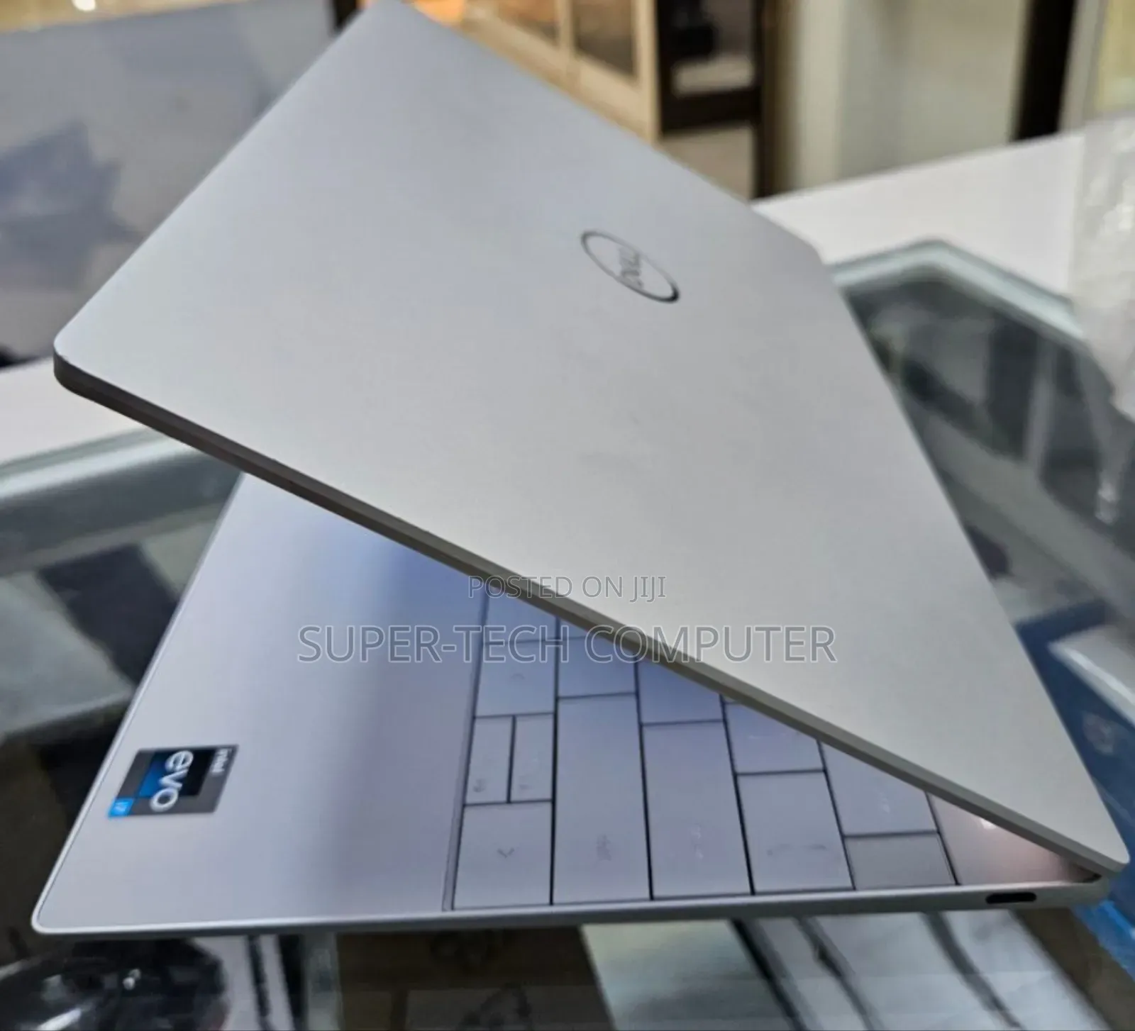 New Laptop Dell XPS 13 16GB Intel Core I7 SSD 512GB