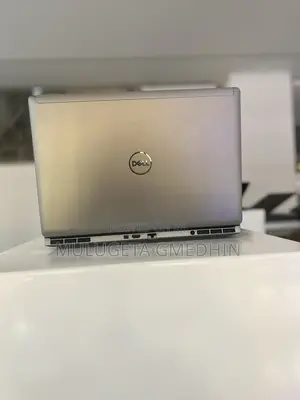 New Laptop Dell Precision 7560 32GB Intel Core I7 SSD 512GB