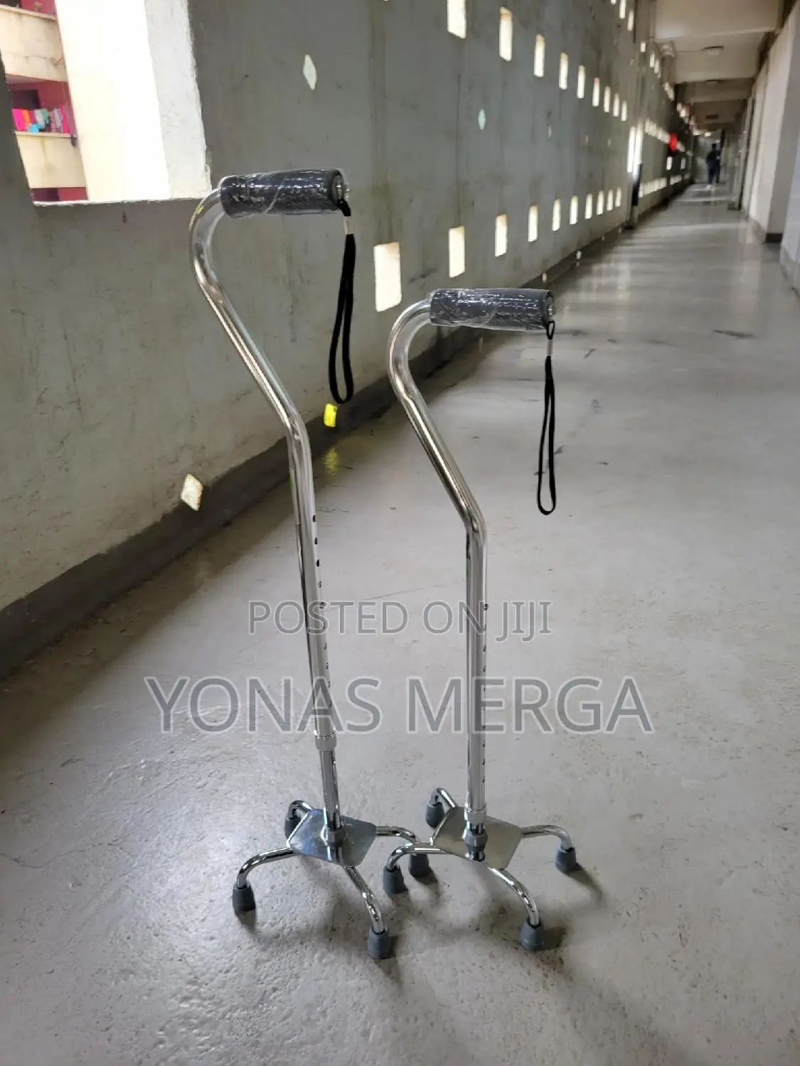 ከዘራ+Disabled Four Foot Sticks Telescopic Aluminium Non-Slip