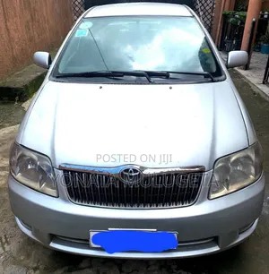 Photo - Toyota Corolla 2007 White