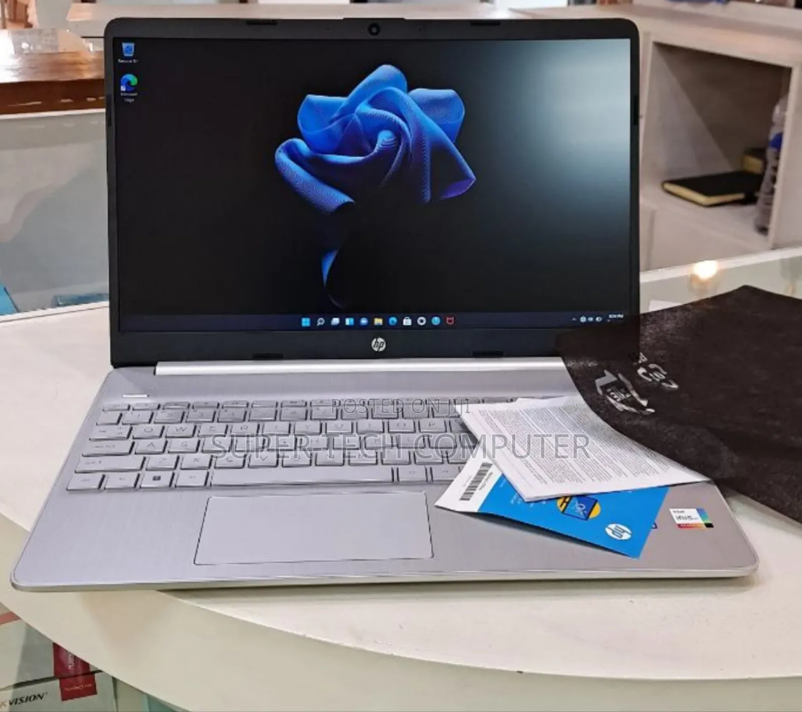 New Laptop HP Stream Notebook 8GB Intel Core I5 SSD 256GB