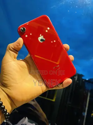 Photo - Apple iPhone XR 64 GB Red