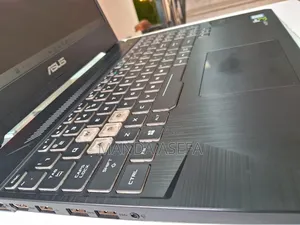 New Laptop Asus 16GB Intel Core I7 SSD 512GB