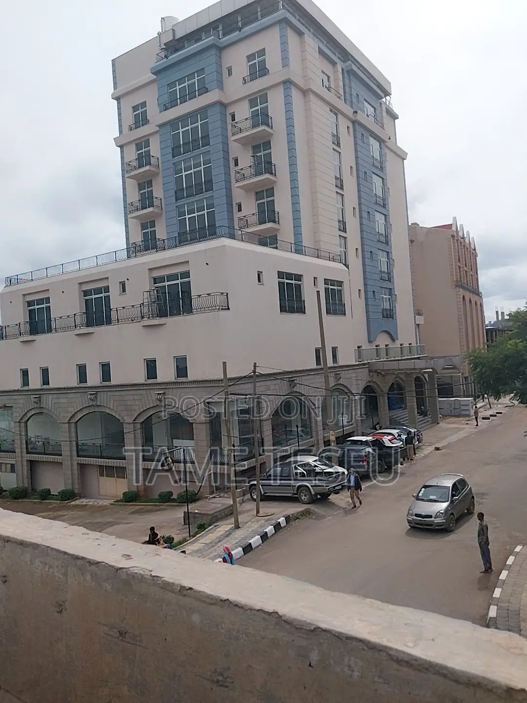 Furnished 20bdrm House in Guard Shola, Bole for sale