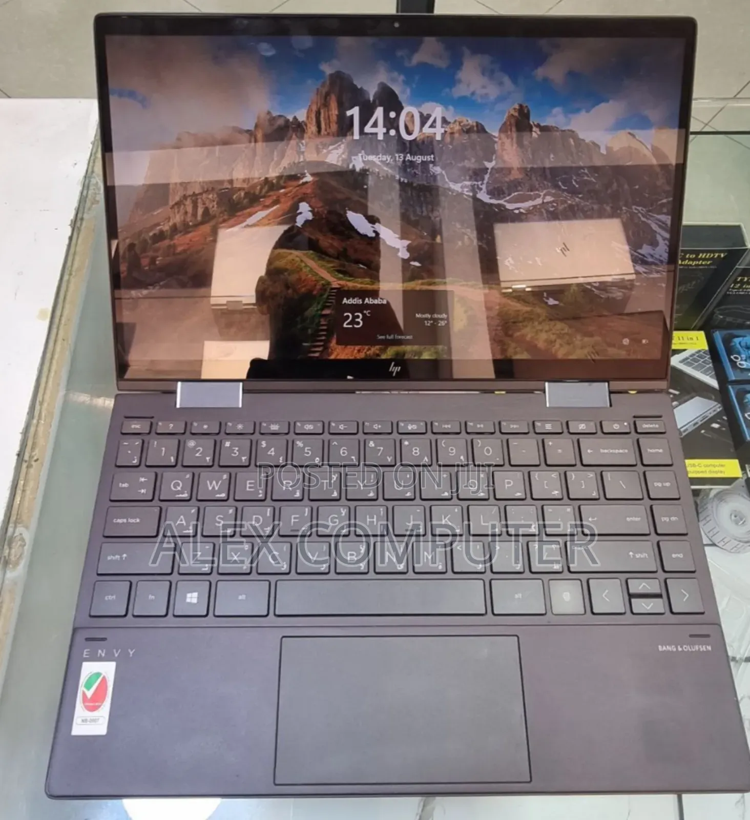 New Laptop HP Envy X360 8GB Intel Core I7 SSD 1T