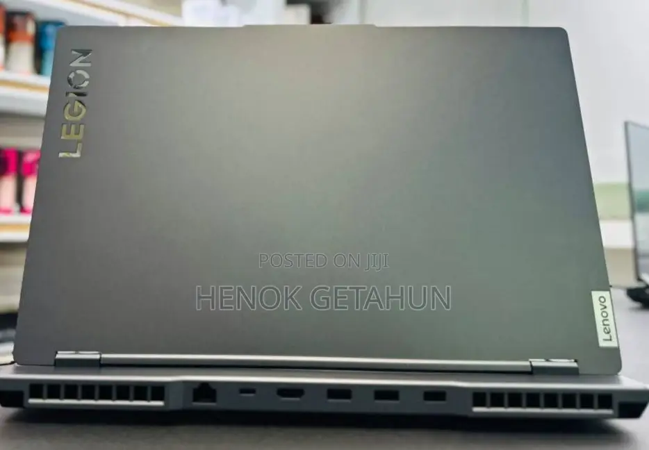 New Laptop Lenovo Legion 5 16GB AMD Ryzen 7 SSD 512GB