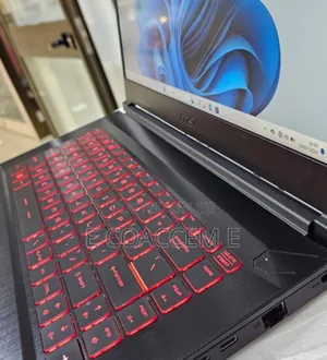 New Laptop MSI 16GB Intel Core I5 SSD 512GB