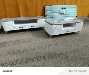 Photo - ቴሌቪዥን ማስቀመጫ ና የመሀል ጠረጴዛ