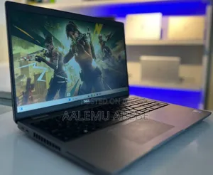 Photo - New Laptop Dell Precision 3580 32GB Intel Core I7 SSD 1T